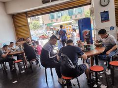 大堂-胡记牛杂粉