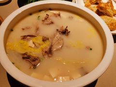 鸭架豆腐清汤-金鸭季·北京烤鸭(深业上城店)