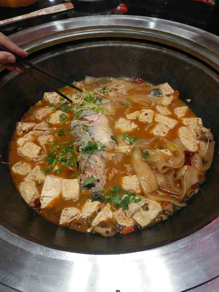 咱屯子铁锅炖-"总体来说还行吧,服务最好,很贴心."-大众点评移动版