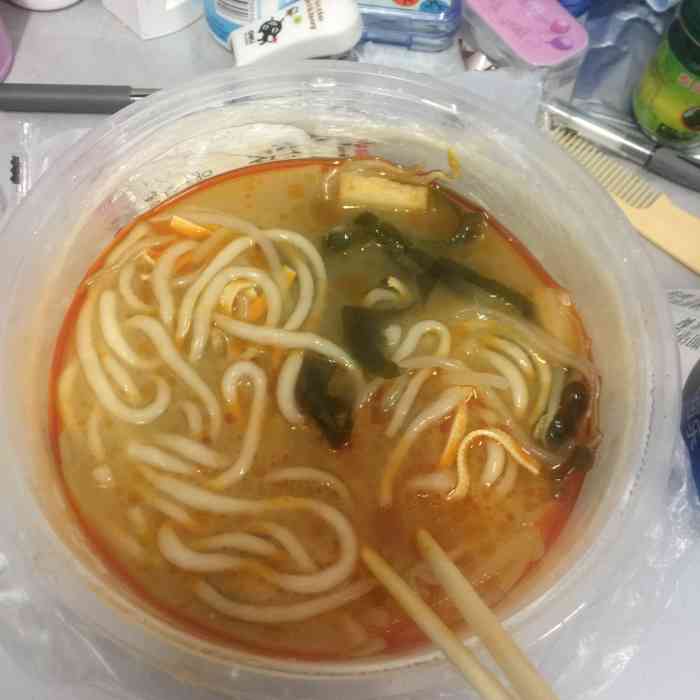 打分 一直很喜欢瑶家过桥米线 外卖基本被他家承包!超级好吃!