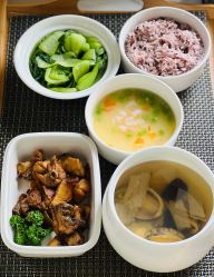 -臻康乃馨月子中心(集美店)