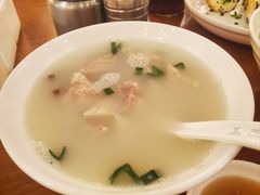 -三两春肚肺汤(崂山路店)