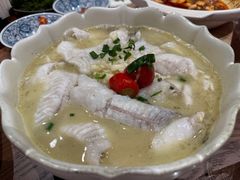 酸菜鱼-肆海小川菜酒馆Wine Bistro (青年路店)