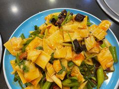 -瑞杰烧烤店·24小时营业(山东路店)
