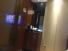 -华雅·云缦酒店(岳阳楼区火车站店)