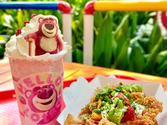 -Lotso Lunch Box 草莓熊餐盒