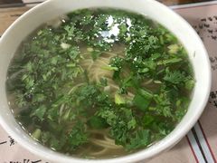 -陇上全荟兰州传统牛肉面(延吉路店)