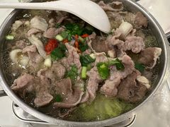 -犇逸·乐山跷脚牛肉·四川现炒(览海店)