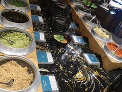 自助调料区-星湖特色餐厅· 三岔湖环球融创天堂洲际酒店