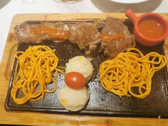 -豪客来牛排(中央花苑店)