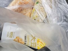 -正宗杂粮煎饼香软鸡蛋饼