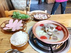 -阿婆情腊排骨火锅(金虹路店)