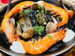 墨鱼汁海鲜饭-BROWNSTONE布朗石西班牙餐厅(富城店)