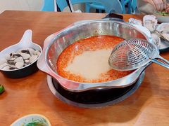 -老何家后安粉·糟粕醋海鲜火锅(三亚湾椰梦长廊店)