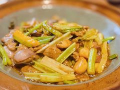 -吕氏焗小鲜•海鲜青岛菜(总店)