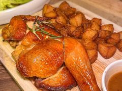 -Common Table · Brunch & Coffee