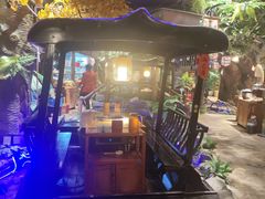 -城墙拐拐火锅(三峡广场黑金冠店)