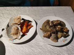 -领鲜活海鲜榴莲自助火锅(东门店)