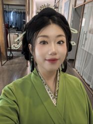 -十月日记高端孕妈妈摄影(黄金大厦店)