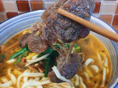酸菜牛腱子面-陈八两面家(华孚写字楼店)