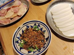 -洱火云南酸菜牛肉火锅(石景山当代商城店)