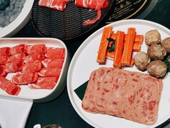 -红鼎豆捞·非遗鲍皇汤火锅(宝丰路店)