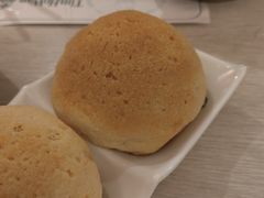 酥皮焗叉烧包-添好运点心专门店(深水埗店)