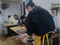 -煲煲香快餐(南京路店)