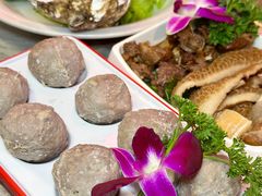 -三头牛·潮汕牛肉生蚝火锅 (夏湾店)