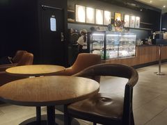 -星巴克臻选(莘庄仲盛店)