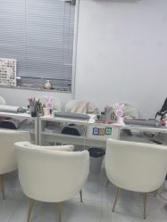 -SZ轻奢自助美甲美睫