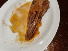 辣卤鸭头-东篱艺厨(长春路友好店)