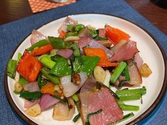 蒜苗炒腊肉-恩施瑞享国际酒店·自助餐厅
