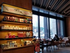 -星巴克臻选(莘庄仲盛店)