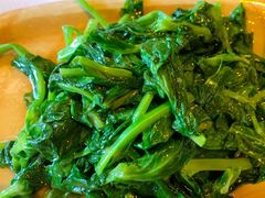 清炒豆苗-龙门阵茶屋川菜馆(武康路店)