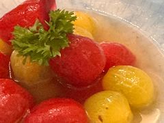 -浅深(世茂滨江精品店)