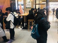 等位区-CoCo都可(合生汇店)