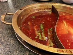 -小天鹅火锅·一线江景洪鼎旗舰店(洪崖洞店)