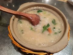 -潮界(LU·ONE凯德晶萃广场店)