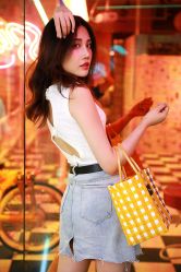 -变画·发型STUDIO