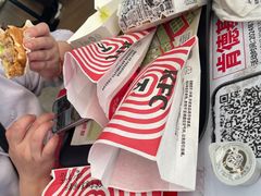 -肯德基(南京站A2检票口楼上)