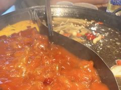 -鹿鸣山草本茶香火锅(园西路店)