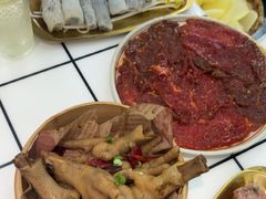 -扎起市井老火锅(乐山总店)