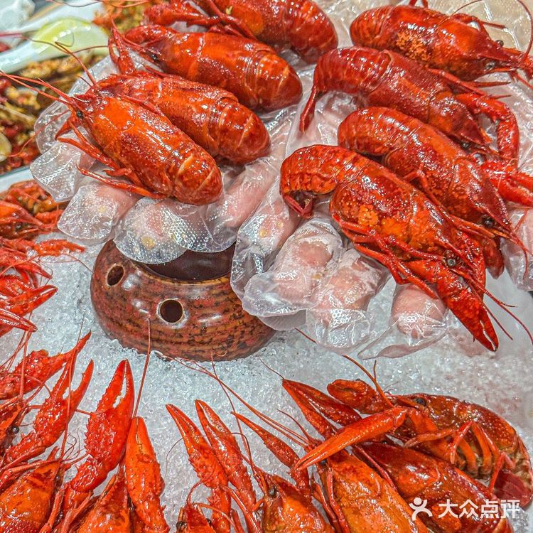 🔥段氏龙虾·大连路店夜宵新宠，美味不容错过！🦞