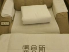 -新盈光·云会所(百丈东路店)