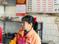 -炳记牛味粉店(四坊路店)