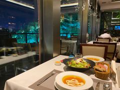 -璟象酒店-爱丽坊景观餐厅