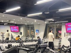 -超鹿运动(达信大厦店)
