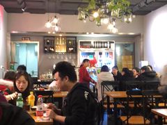 大堂-回·龙虾铺·盆盆蟹·烧烤大排档(回龙观店)