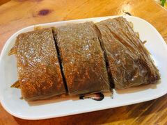 黑豆油皮-东镇老火锅(长春路首店)